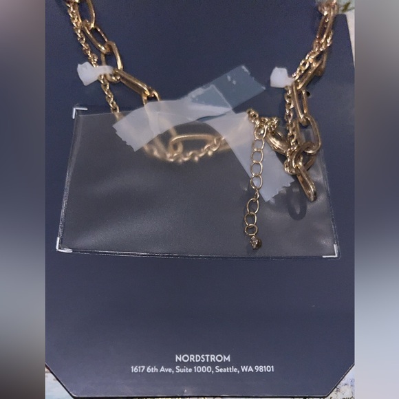 Melrose and Market layered necklace with a hammered gold-tone 'T'initial pendant - Picture 2 of 2